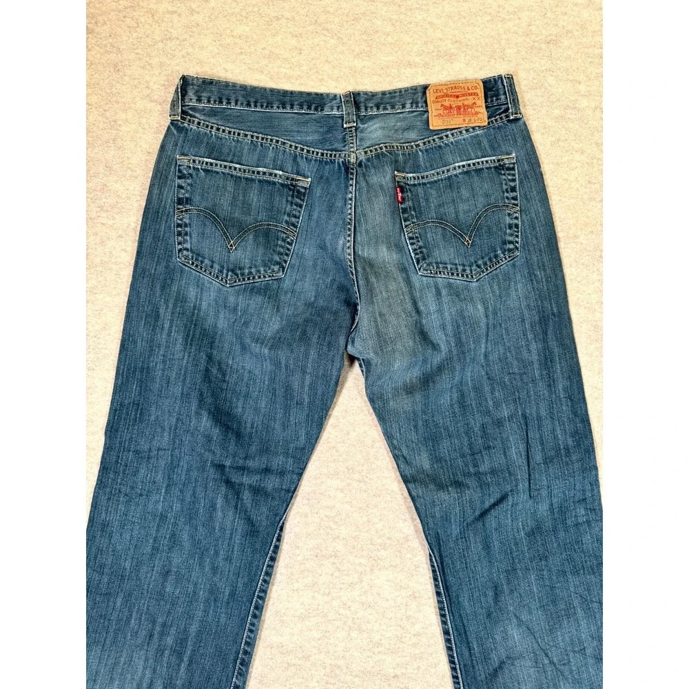 Levis 501 Straight Fit Jeans Mens 36x30 Blue‎ Whiskering Denim Cotton Button Fly